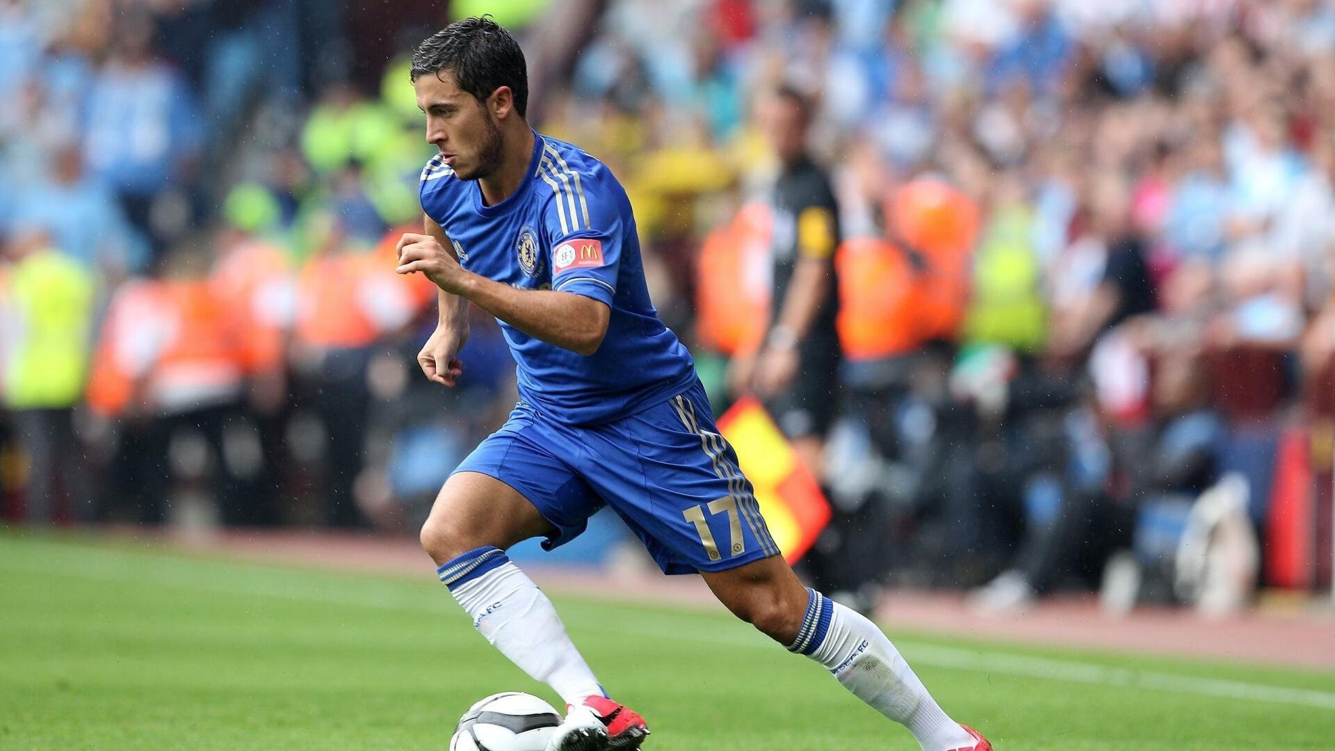 勇士队以攻防两端主导比赛,勇士队内对抗赛