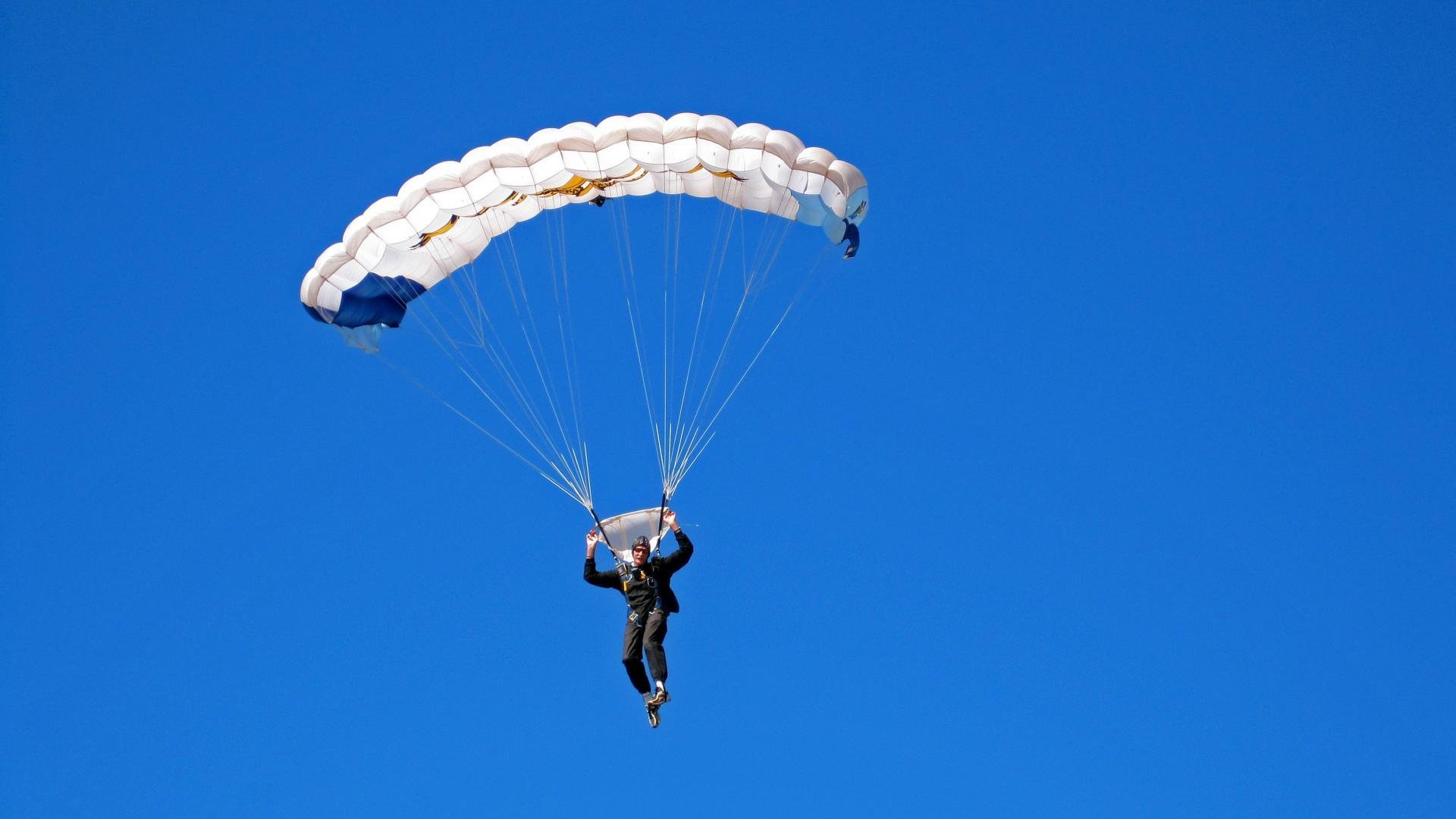 国际象棋候选人赛2026年重回线下举办 中国棋手再度冲击世界冠军